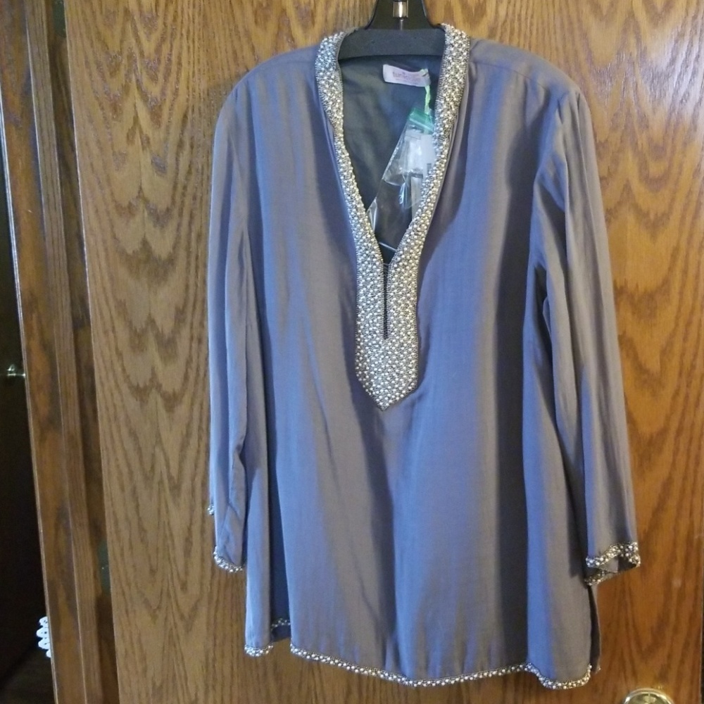 🔥Tuniclove blouse very nice nwt🔥